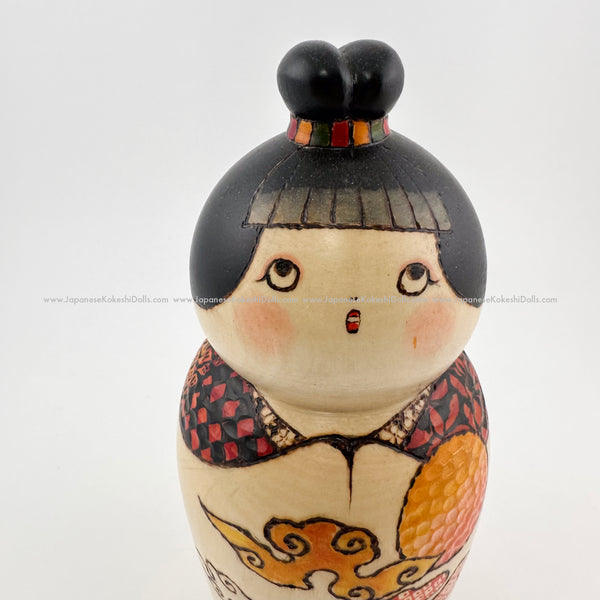 OMG! Kokeshi Doll with Adorable Expression. Kindai / Sosaku Kokeshi by Hatsue Kato
