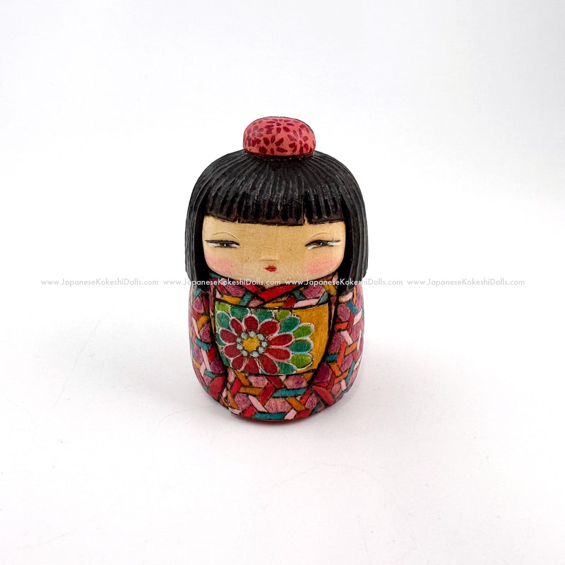 k2307010 Kokeshi. Brand New Gorgeous Kokeshi Doll by Ichiko Yahagi.