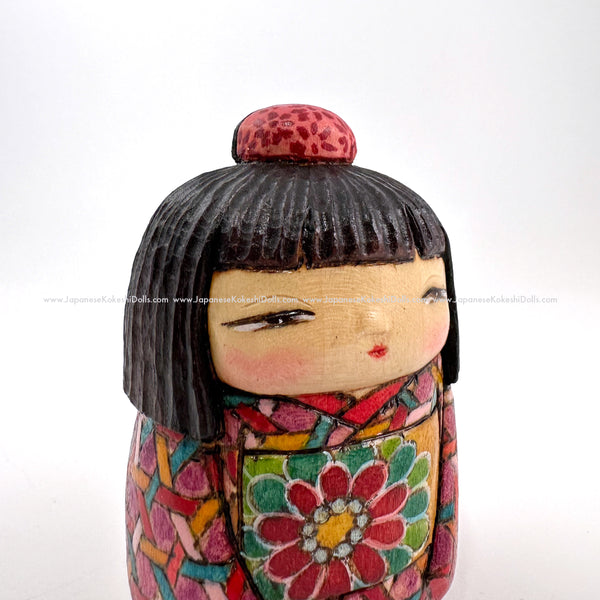 k2307010 Kokeshi. Brand New Gorgeous Kokeshi Doll by Ichiko Yahagi.