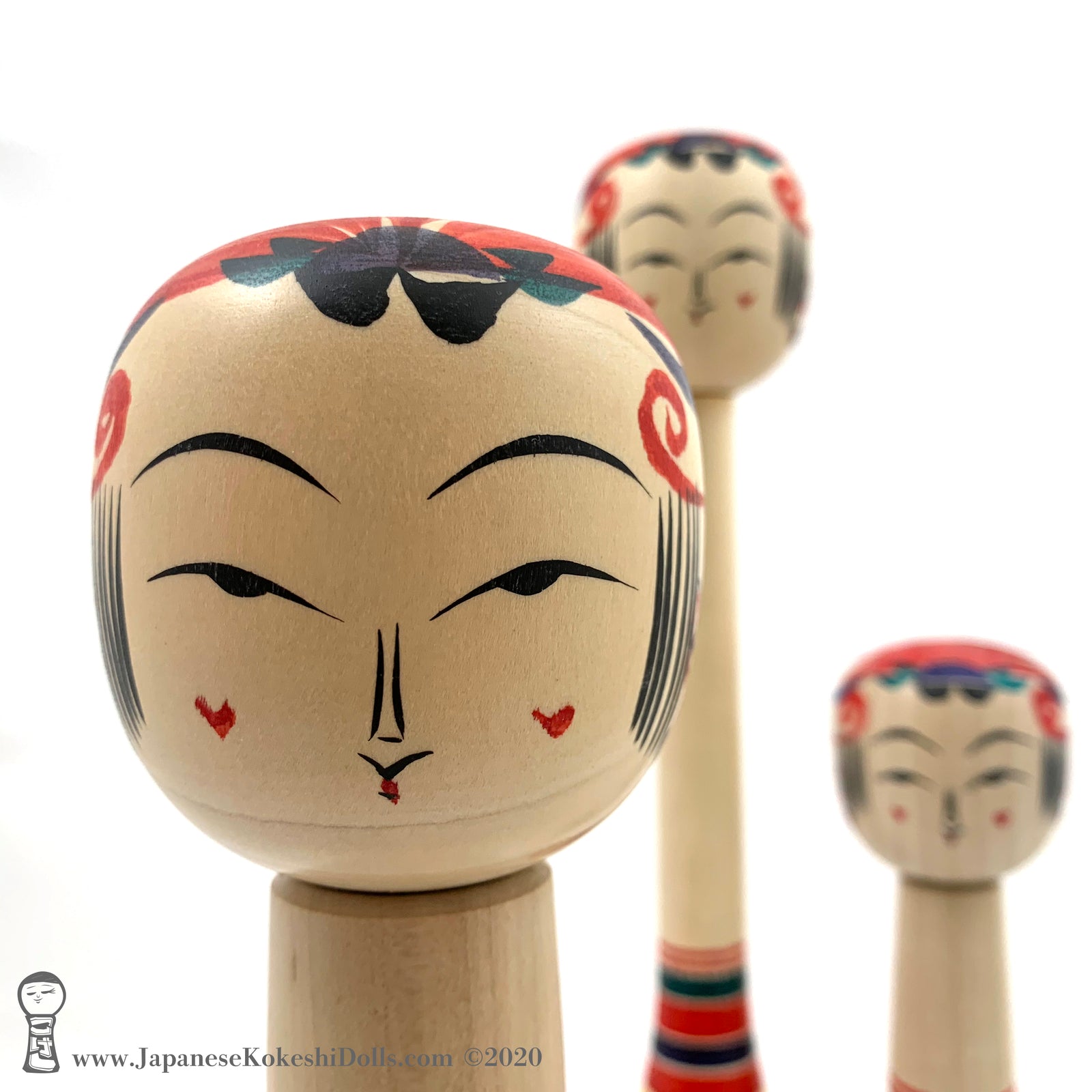 Kokeshi. NEW! Family of Modern Traditional Kokeshi Dolls by Toshio